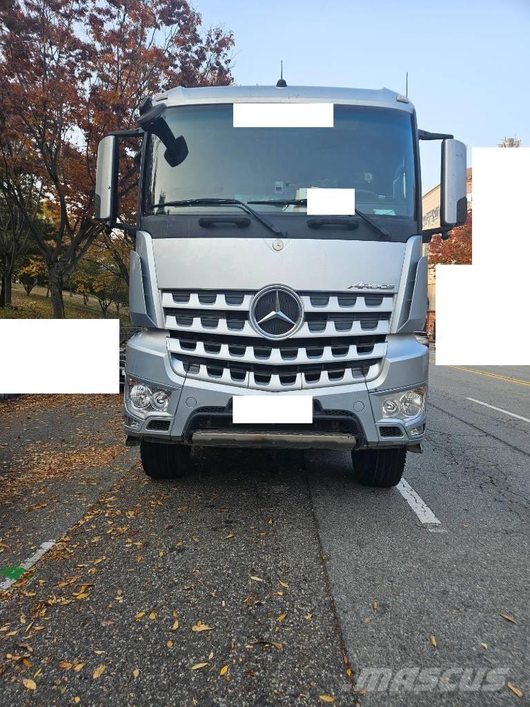Mercedes-Benz 3951K 側卸礦車
