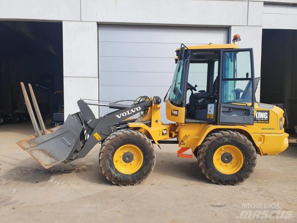 Volvo L 30 G 移動式壓碎機