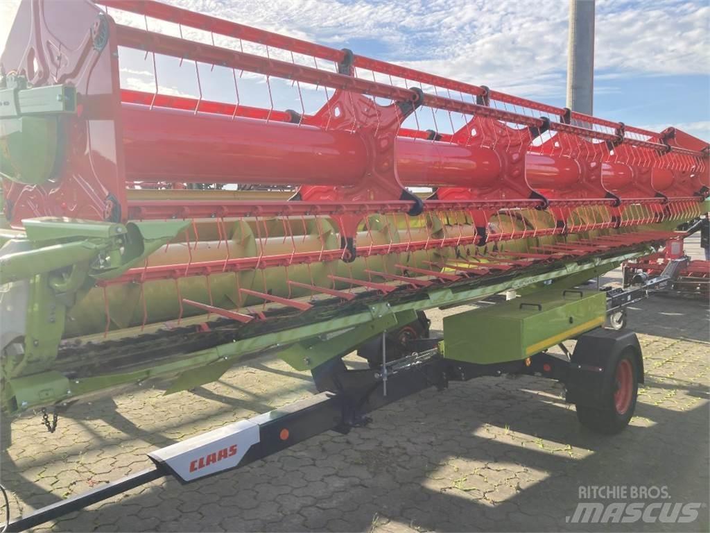 CLAAS Trion 730 聯合收穫機