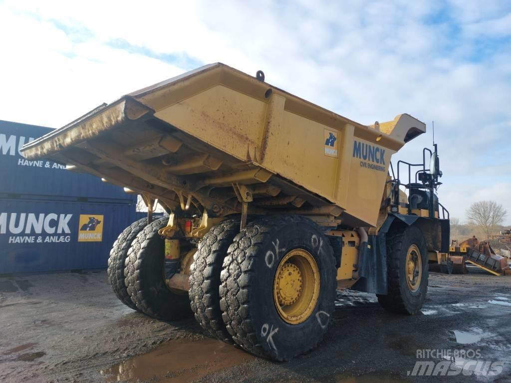 CAT 772G 側卸礦車