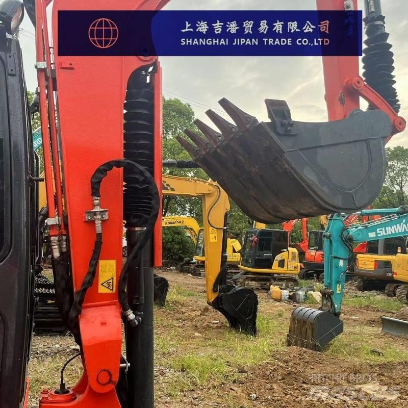 Kubota U 48-4 小型挖土機/掘鑿機<7t(小型挖掘機)