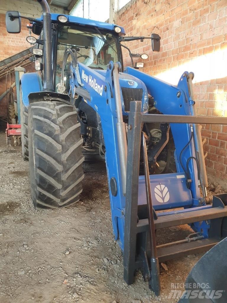 New Holland T 6.175 曳引機