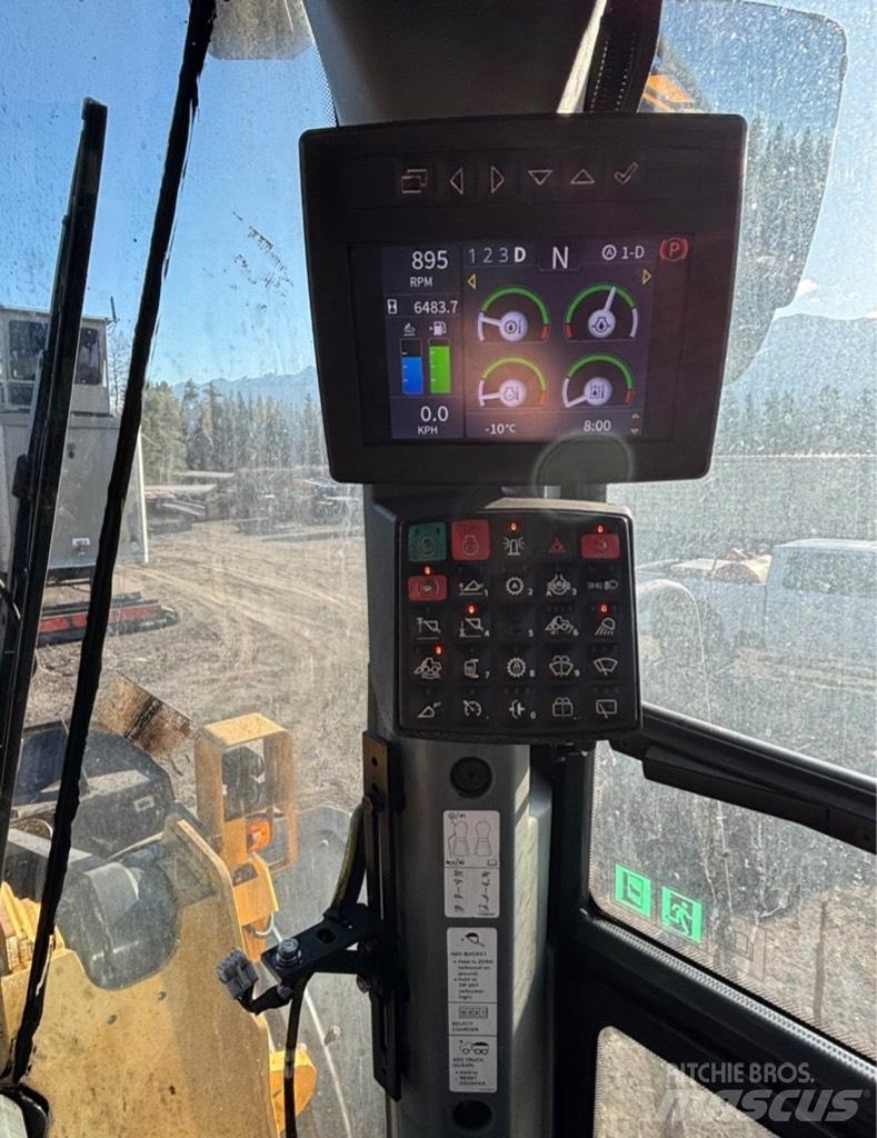 CAT 988 K 輪胎式裝載機