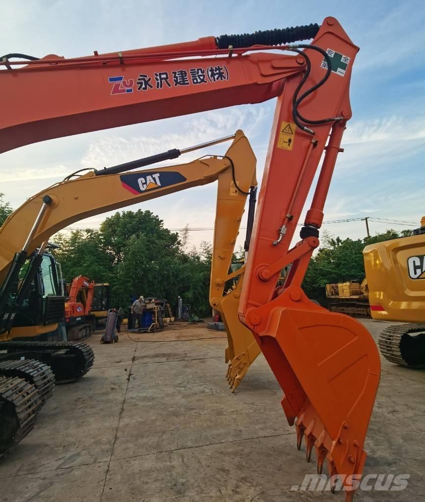 Hitachi ZX 200 履帶式 挖土機/掘鑿機/挖掘機