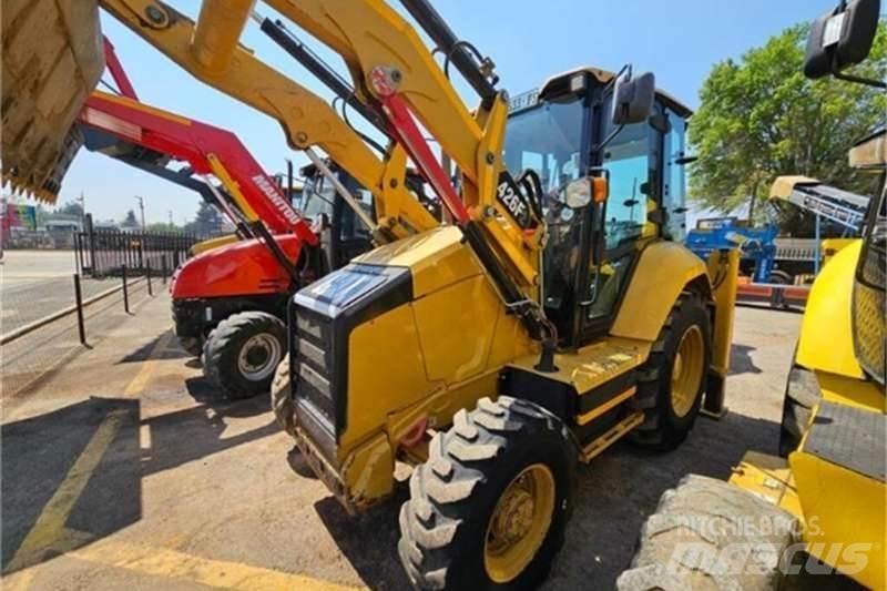 CAT 426F2 TLB 反鏟裝載機
