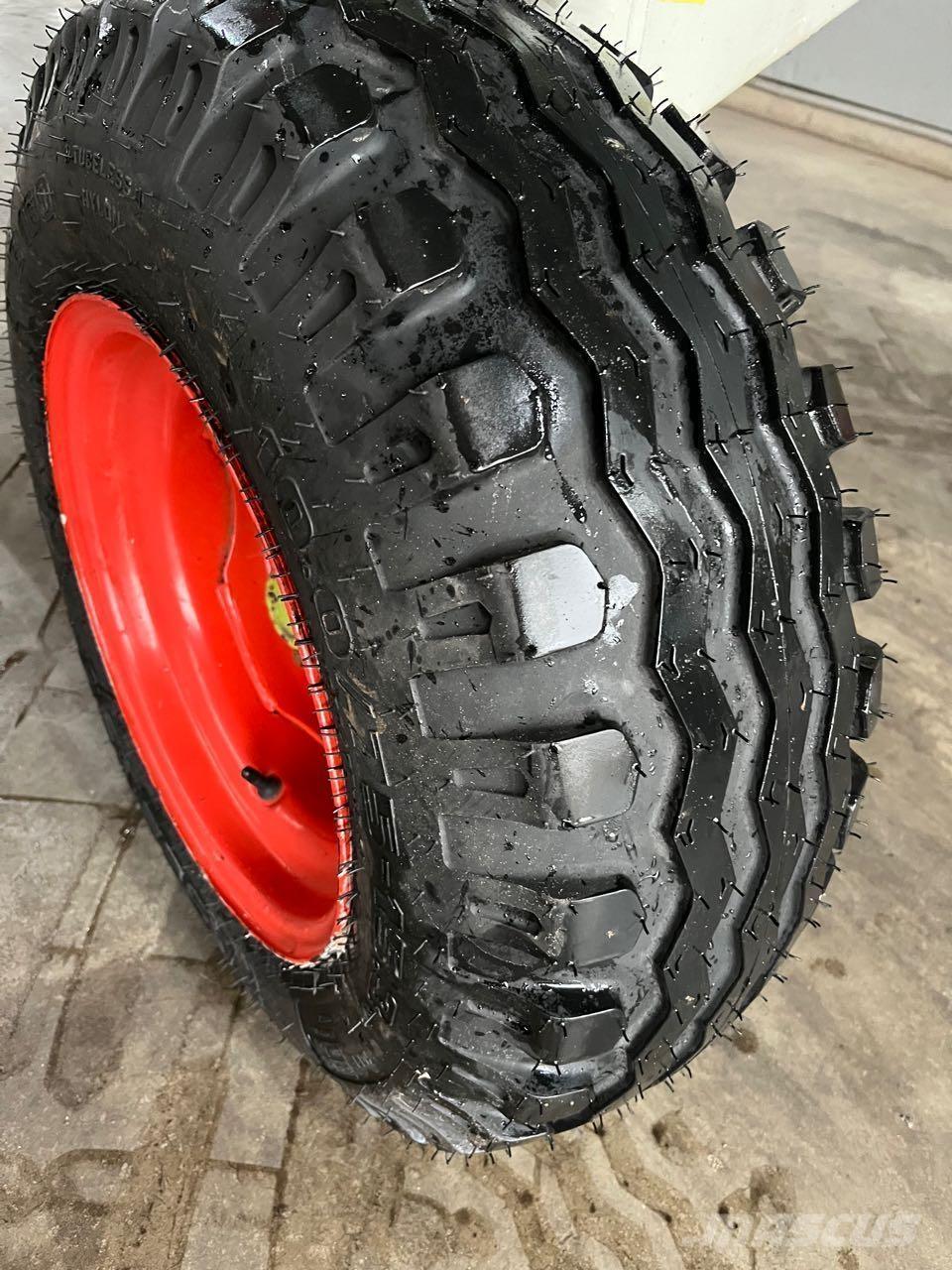 CLAAS Liner 1250 堆草機