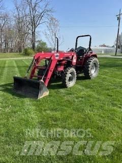 Mahindra 5555 曳引機