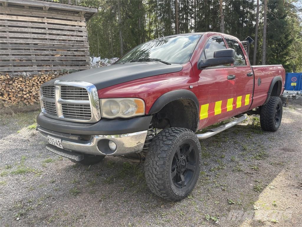 Dodge Ram 2500 皮卡.傳統半斗卡車/側卸板