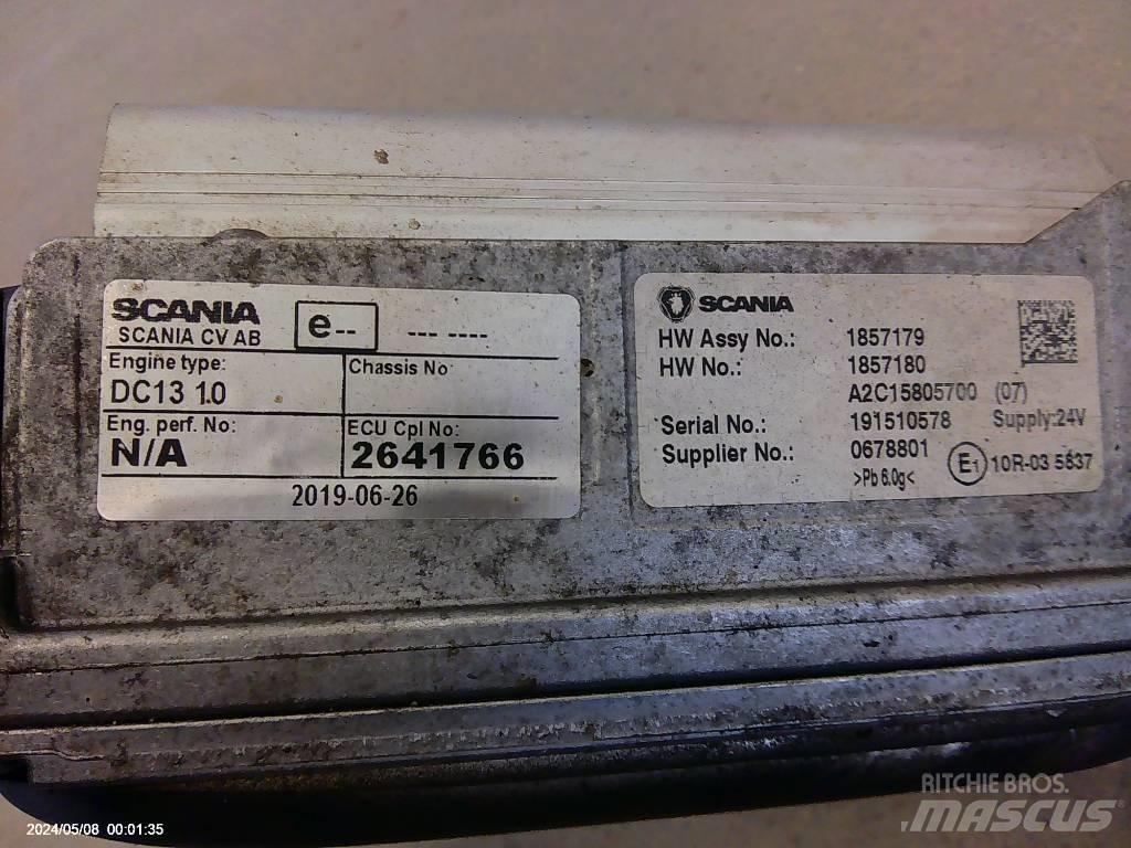 Scania G 440 電子設備