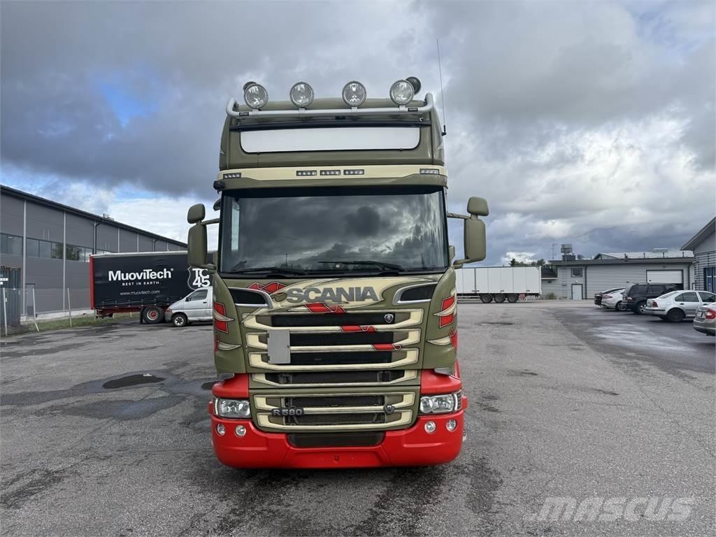 Scania R580 8X2 貨箱式卡車