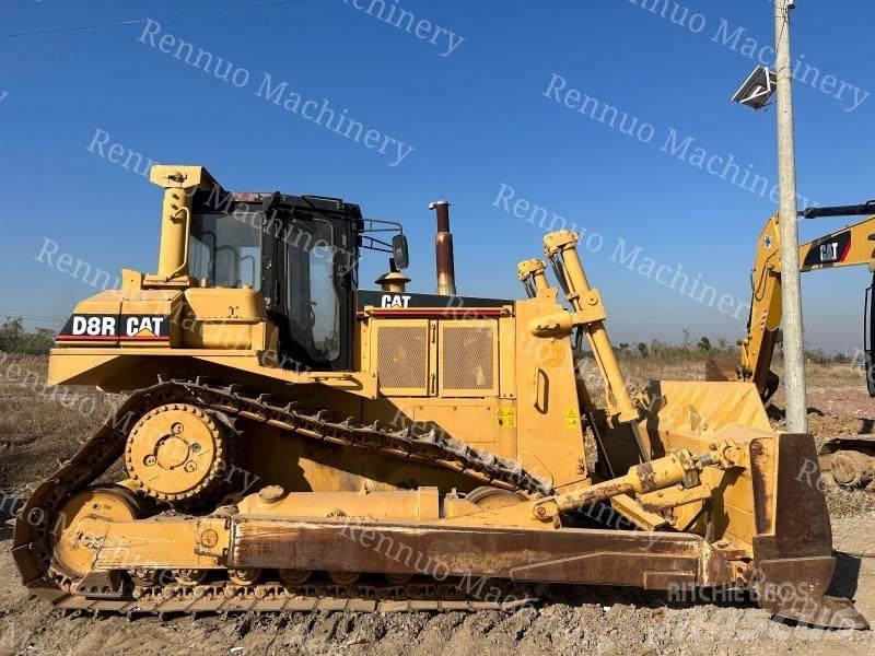 CAT D 8 R 履帶推土機
