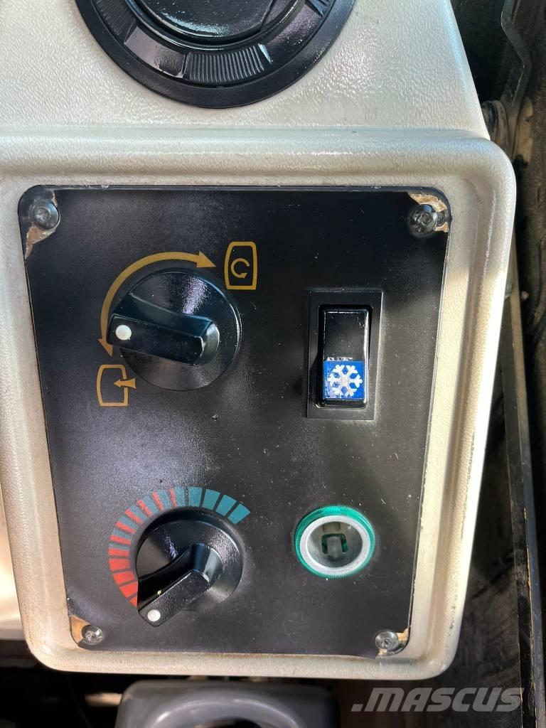 JCB JS 160 W 旋轉式挖土機/掘鑿機/挖掘機