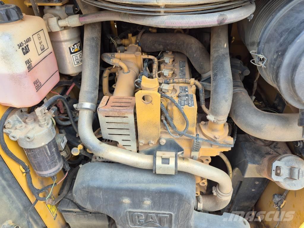 CAT 259 D 滑移轉向裝載機