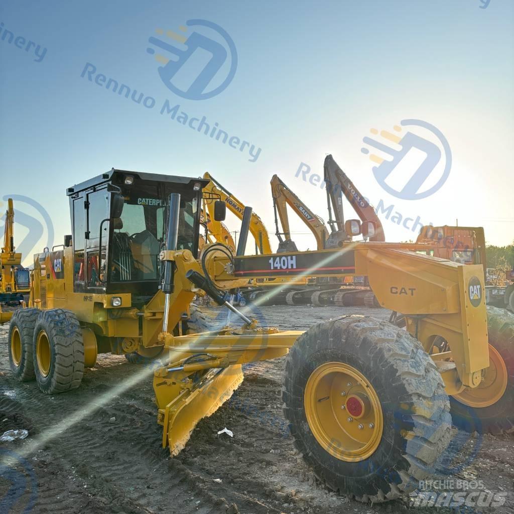 CAT 140H 平土機