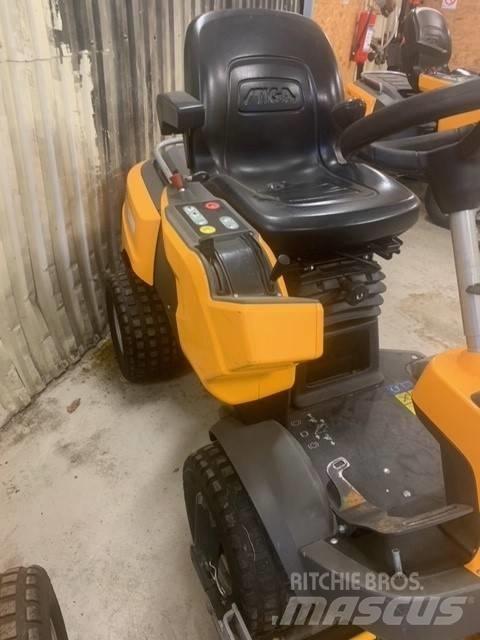 Stiga Park 540 IX 騎乘式割草機