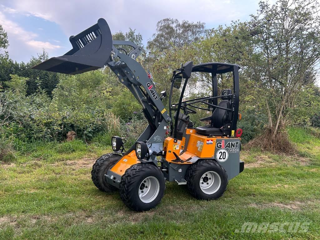 GiANT G 1200 小型裝載機