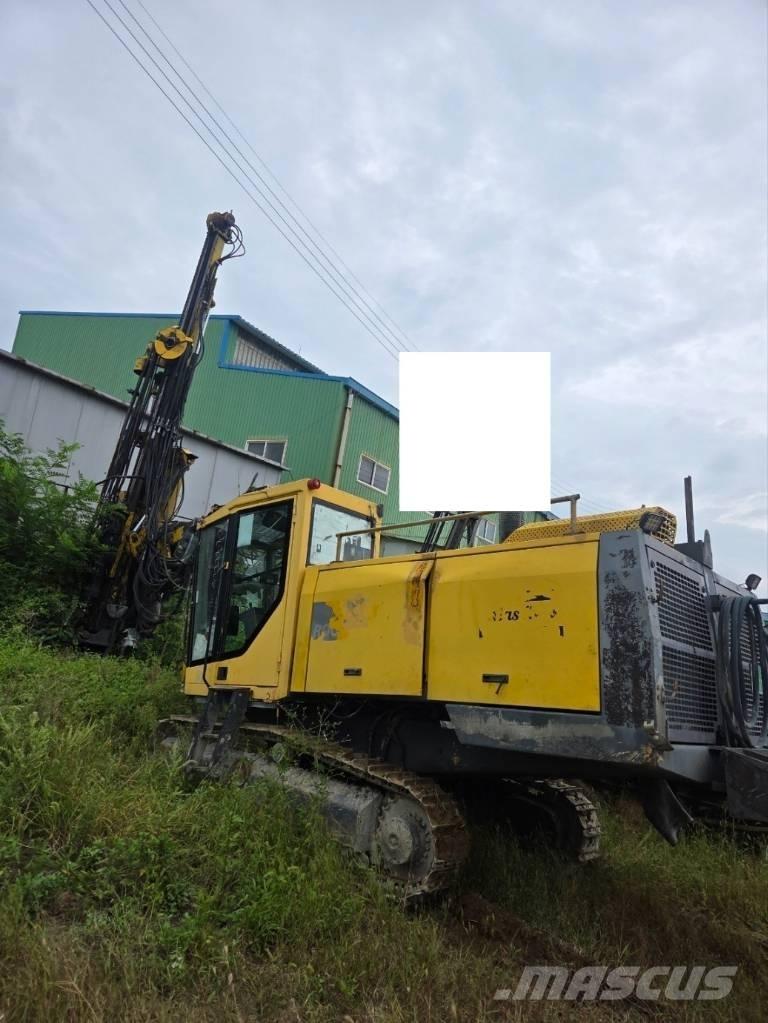 Atlas Copco ROC F9 鑽孔機