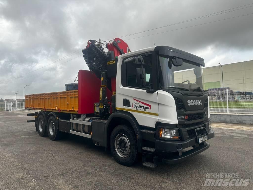 Scania P 370 起重機卡車