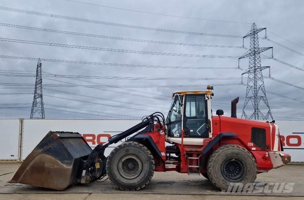 JCB 457 HT 輪胎式裝載機