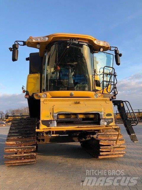 New Holland CX 8040 聯合收穫機