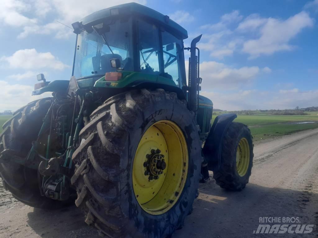 John Deere 7800 曳引機