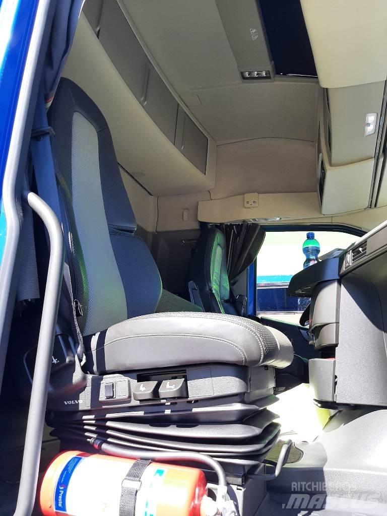 Volvo FH 13 商用底盤車