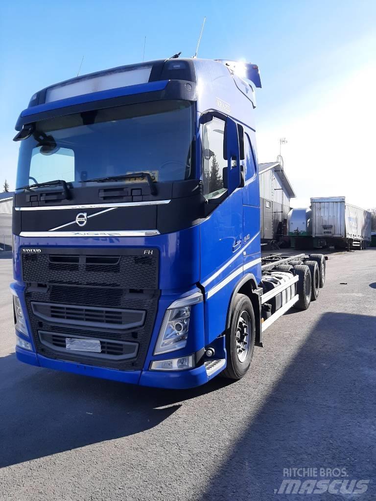 Volvo FH 13 商用底盤車