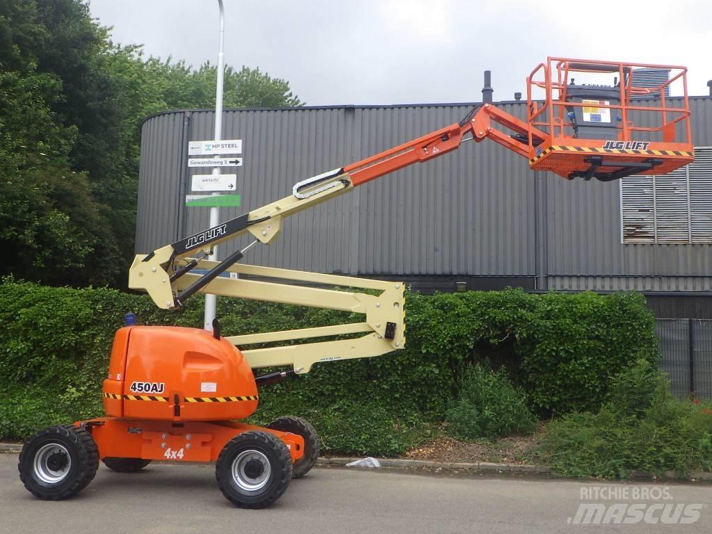 JLG 450AJ 曲臂高空作業車