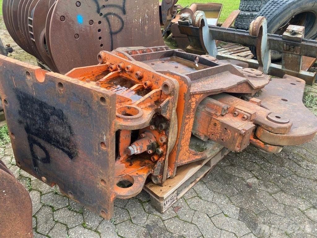 NPK S-24XCR 工程軋碎機(壓碎機)