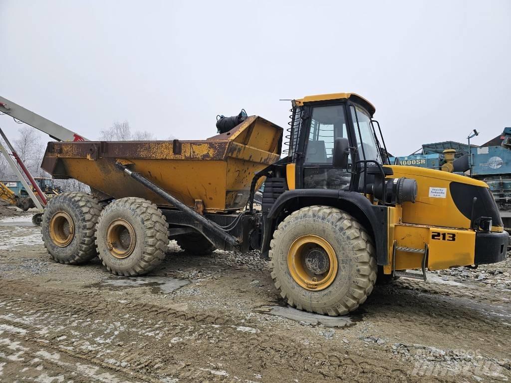 JCB 722 鉸接式起吊車