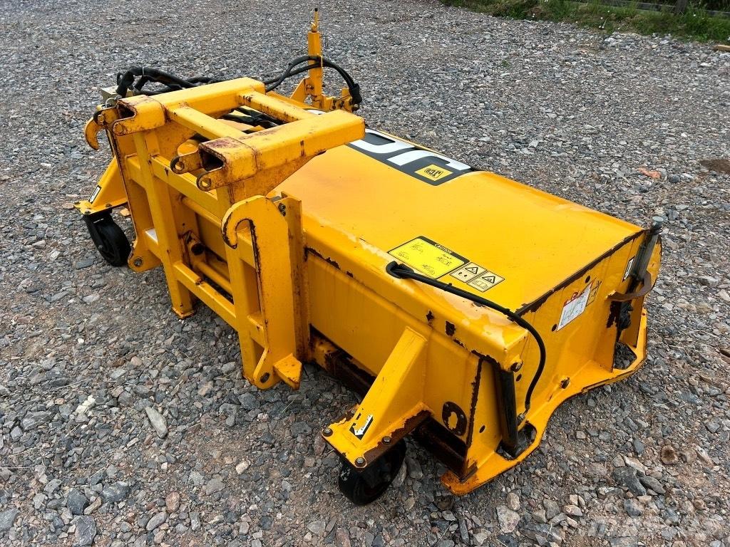 JCB SC 240 刷子
