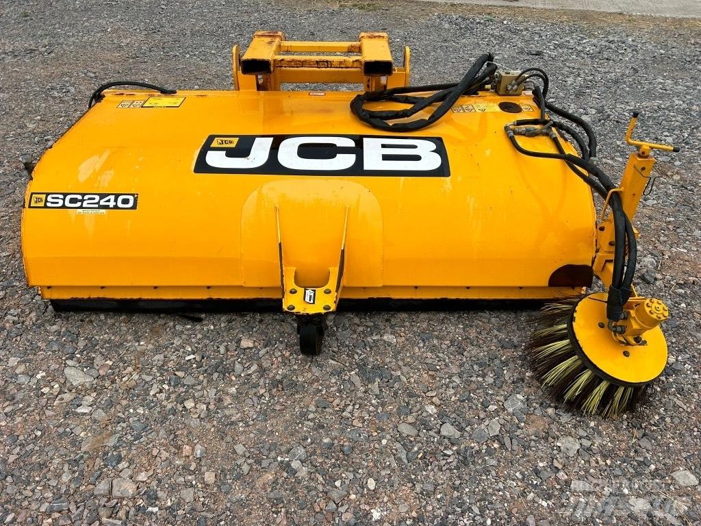 JCB SC 240 刷子