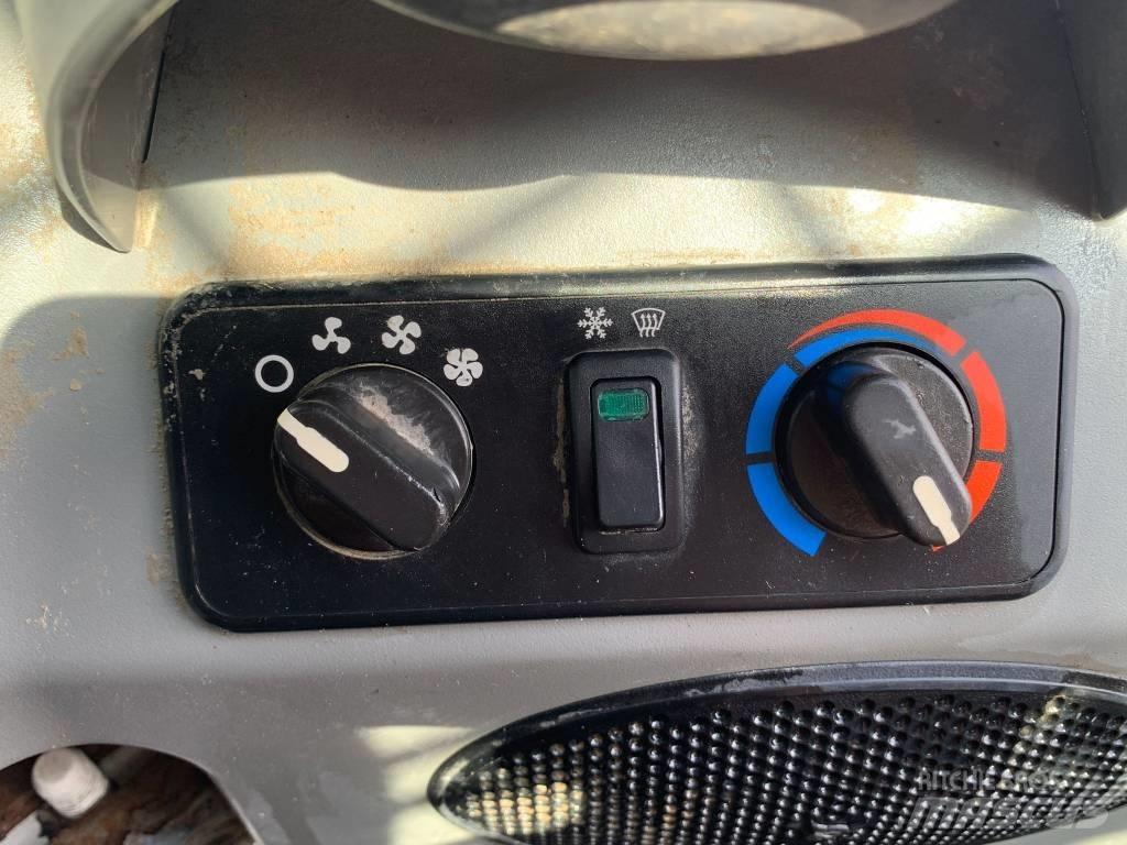 Bobcat S 570 滑移轉向裝載機