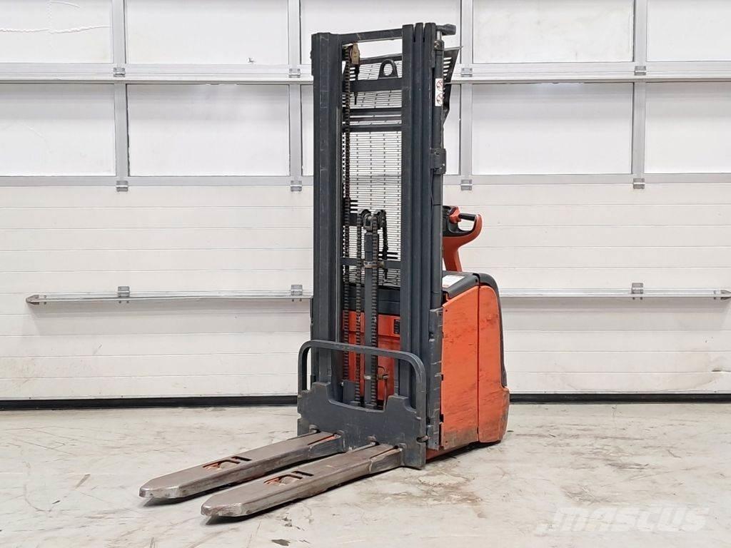 Linde L14 行走控制式堆積機
