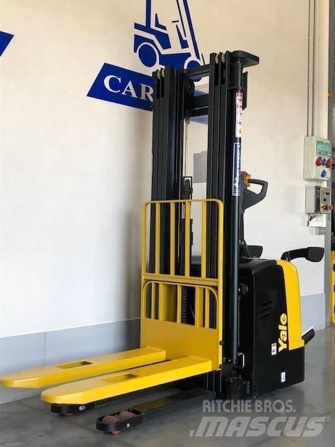 Yale MS15XUX 行走控制式堆積機