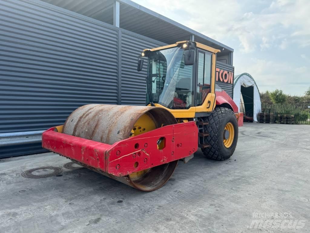 Volvo SD135B 單輪滾壓機