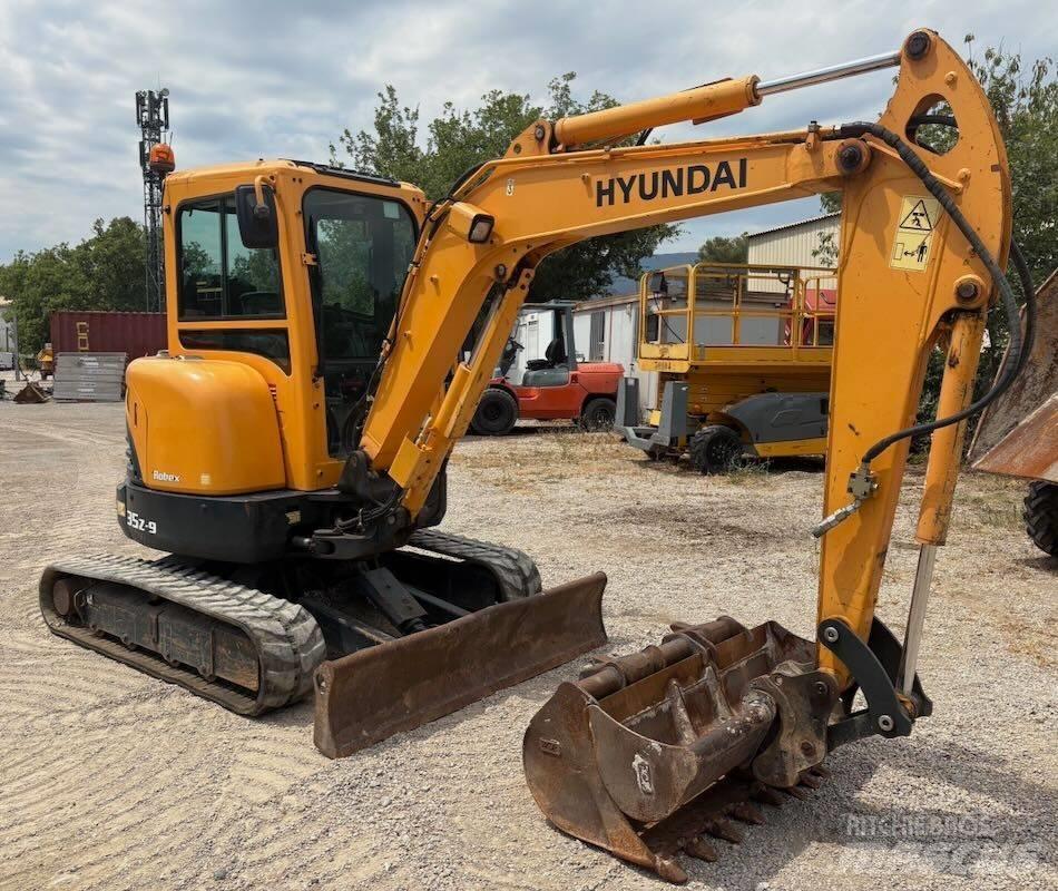 Hyundai R35Z-9 小型挖土機/掘鑿機<7t(小型挖掘機)