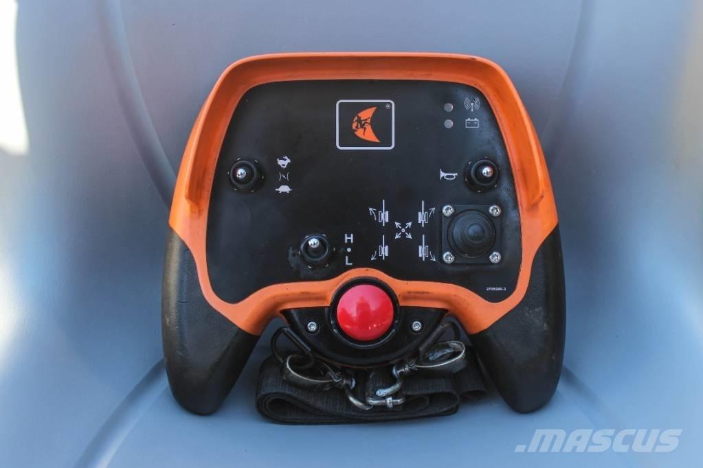Ditch Witch JT30AT 水平/臥式定向鑽機設備