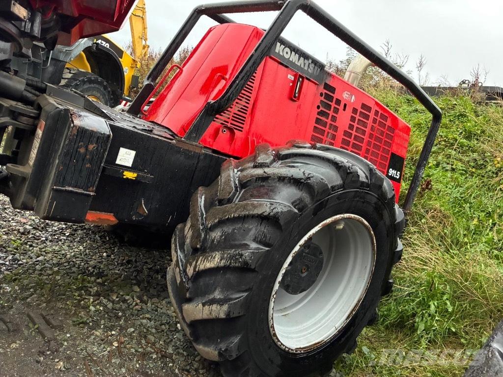 Komatsu 911.5 收穫機