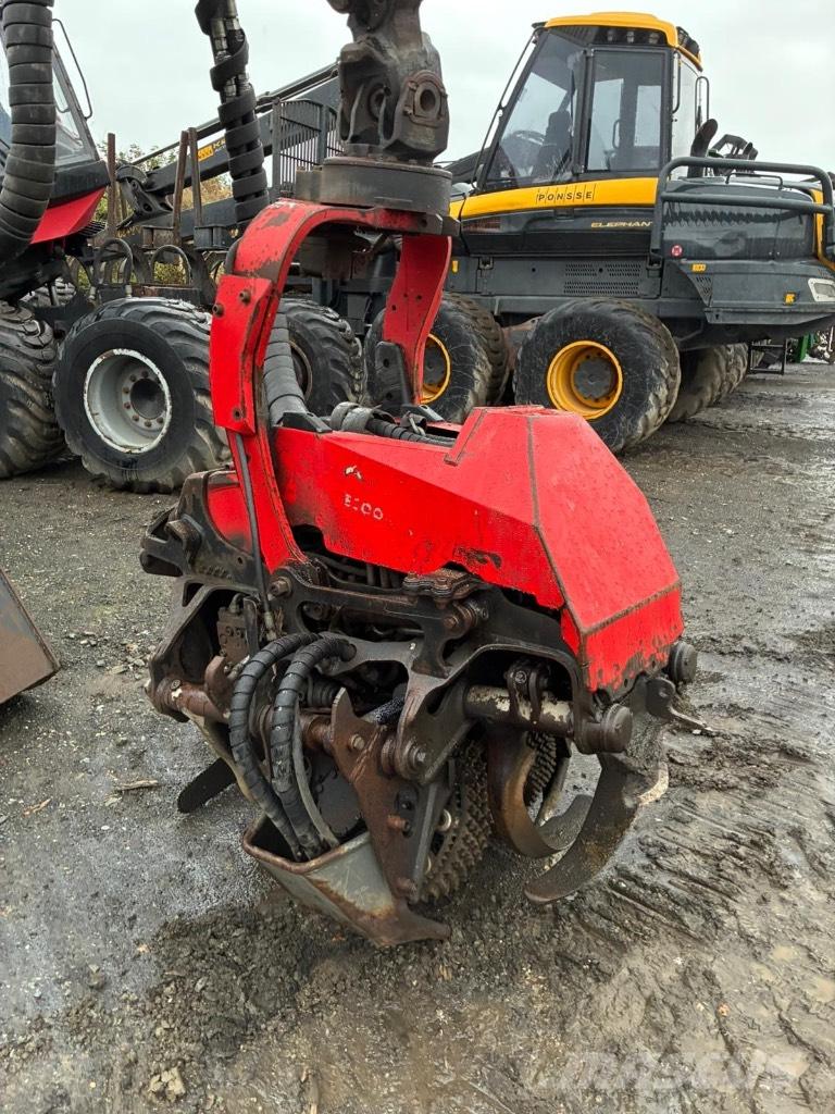 Komatsu 911.5 收穫機