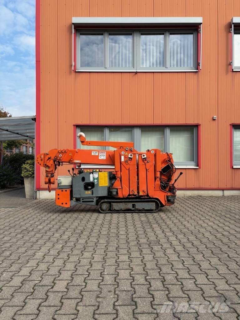 Unic B 345 履帶式起重機