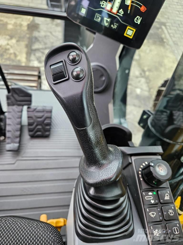 CAT 320 履帶式 挖土機/掘鑿機/挖掘機