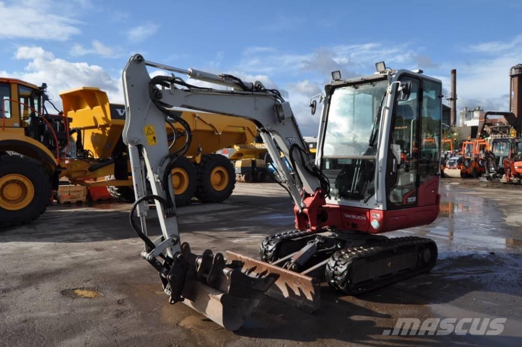 Takeuchi TB 230 小型挖土機/掘鑿機<7t(小型挖掘機)