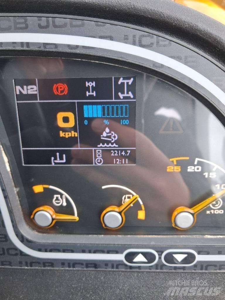 JCB 540-140 Hi Viz 伸縮臂操作車