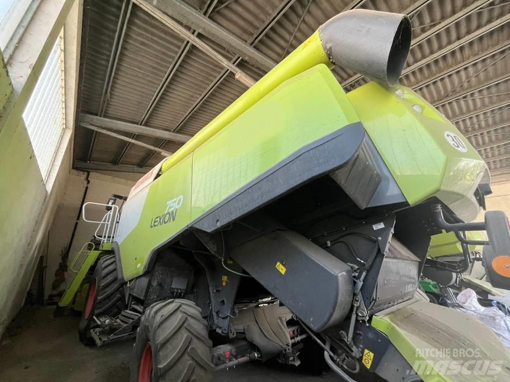 CLAAS Lexion 750 聯合收穫機