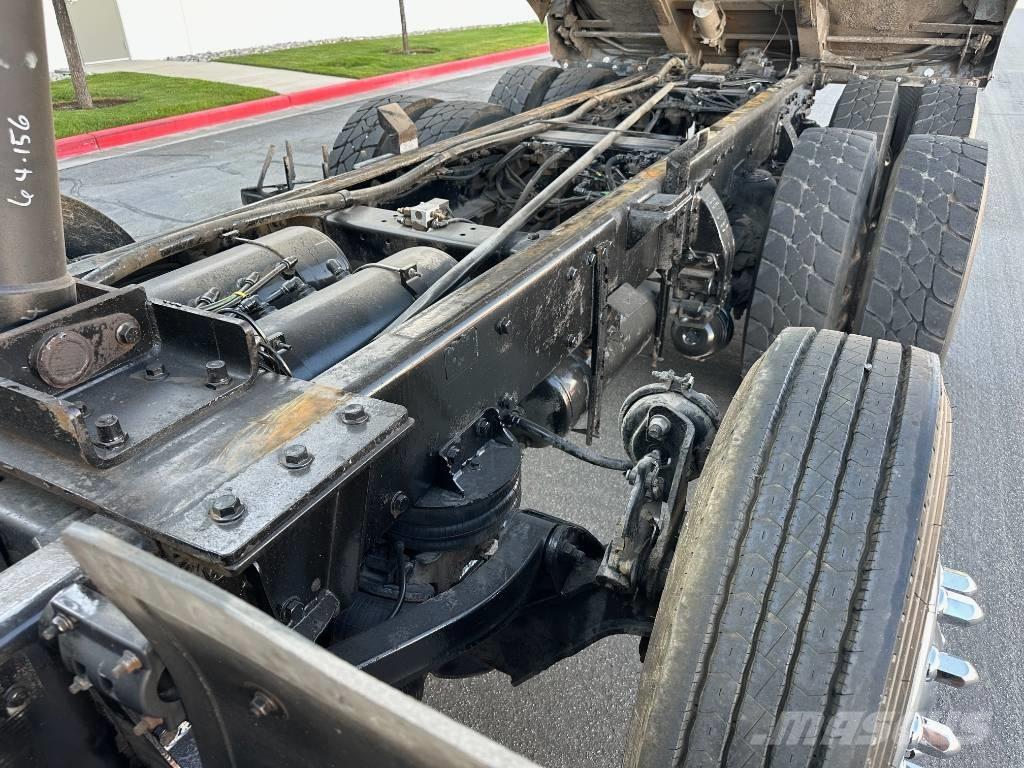 Peterbilt 367 傾卸式卡車