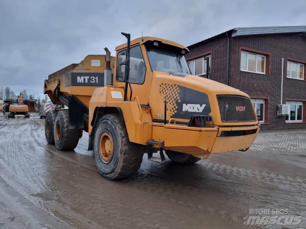 Moxy MT 31 6x6 鉸接式起吊車
