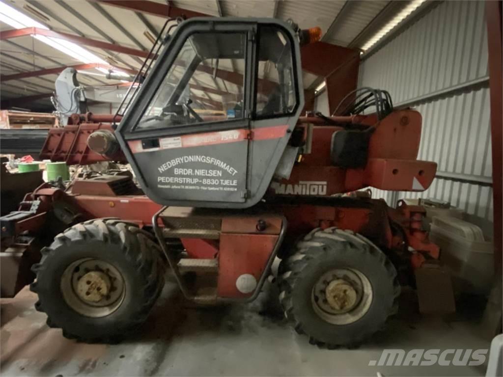 Manitou MRT1540 伸縮臂操作車