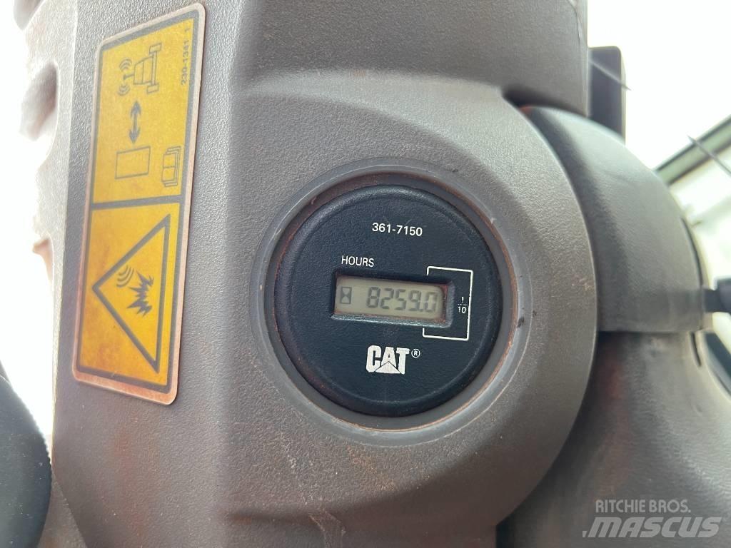 CAT CS76 XT 單輪滾壓機