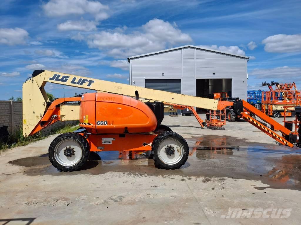 JLG 600AJ 曲臂高空作業車